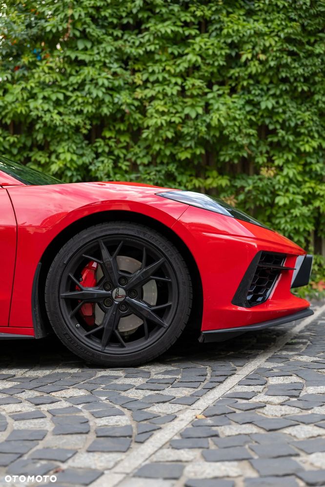 Chevrolet Corvette - 7