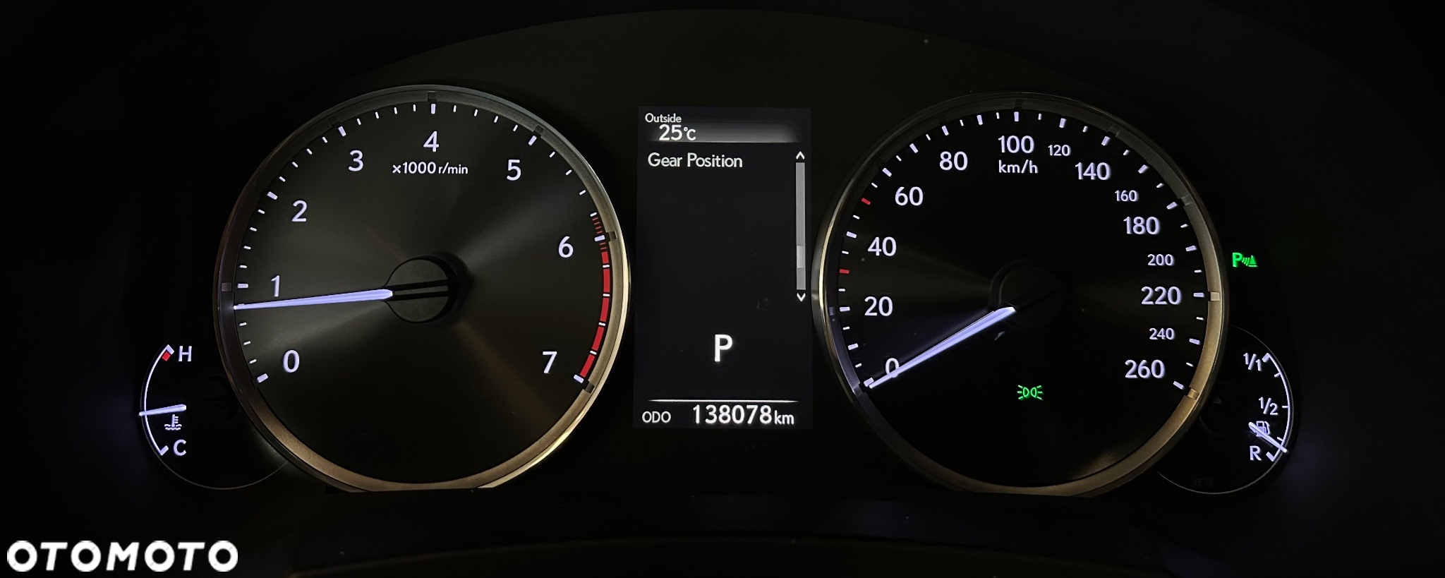 Lexus IS 200t / 300 Elegance - 9