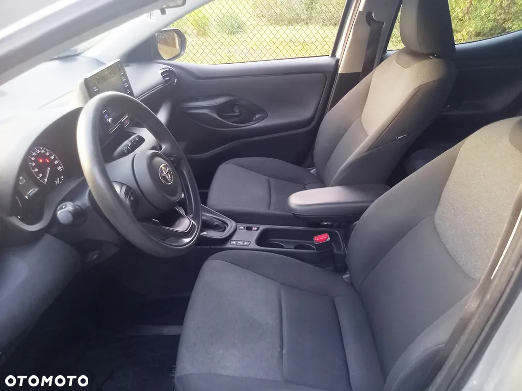 Toyota Yaris Hybrid 1.5 Active - 11
