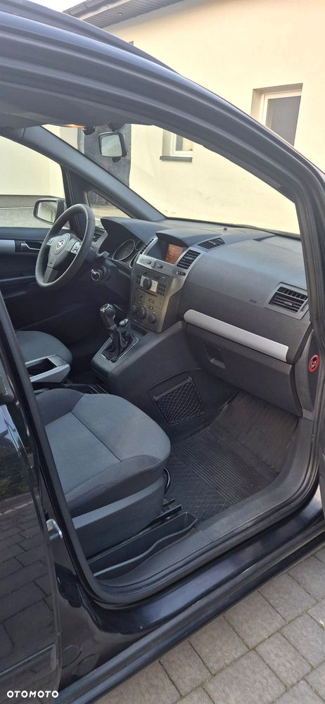 Opel Zafira 1.8 Cosmo - 6