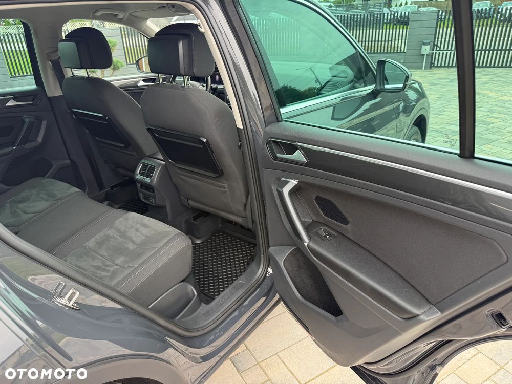 Volkswagen Tiguan 2.0 TDI SCR 4Motion (BlueMotion Techn.) DSG Comfortline - 26