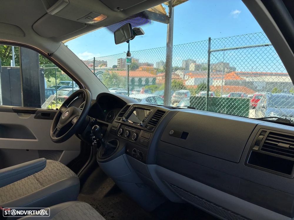 VW Transporter - 27