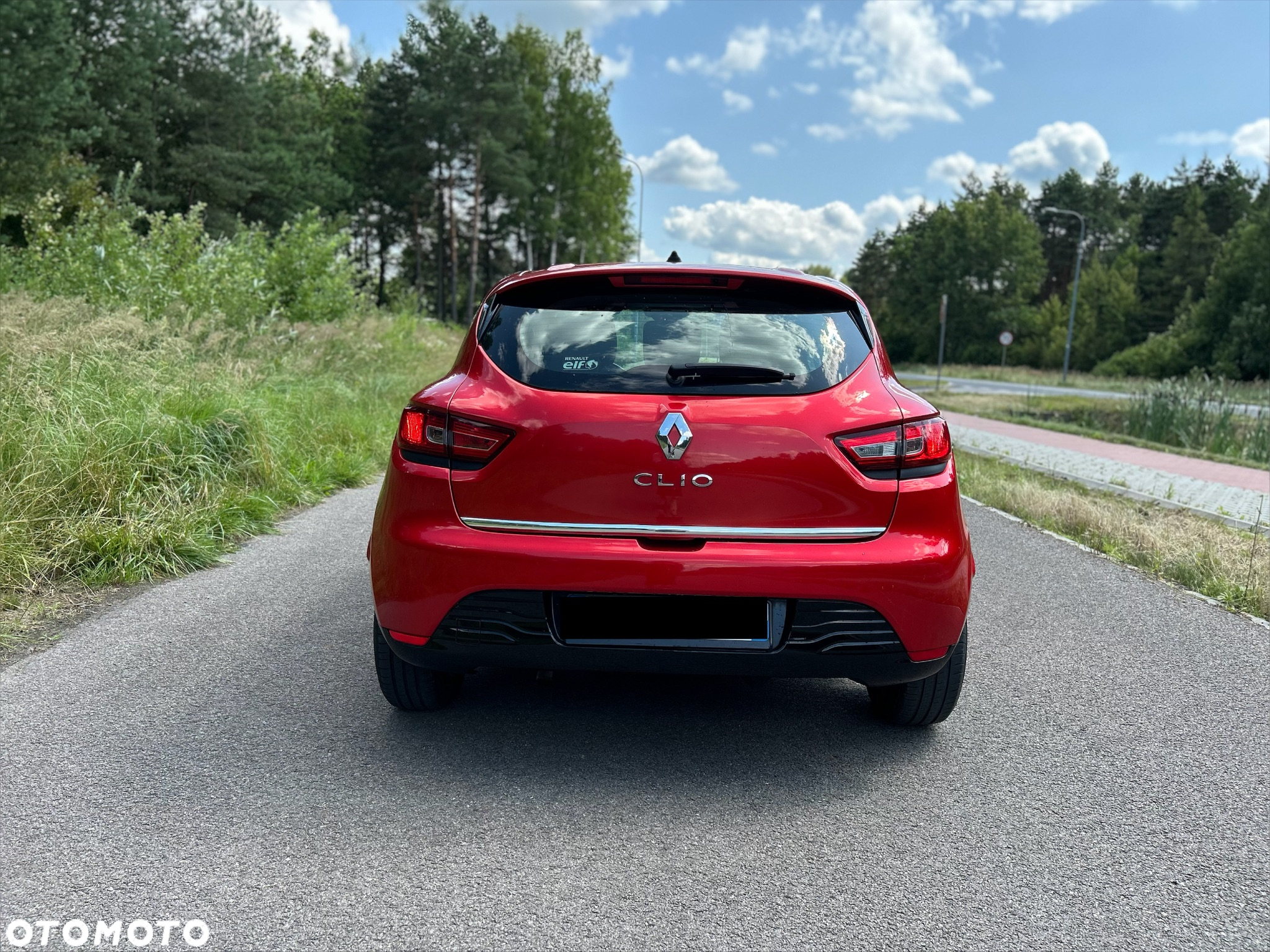 Renault Clio 1.2 16V 75 LIMITED - 19