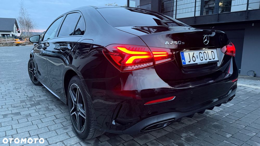 Mercedes-Benz Klasa A 250 e 8G-DCT AMG Line - 5