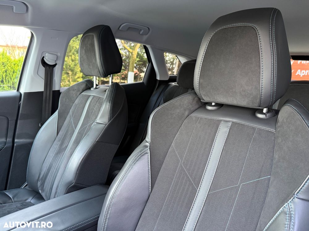 Peugeot 3008 PureTech 130 Stop & Start GPF EAT8 Crossway - 7