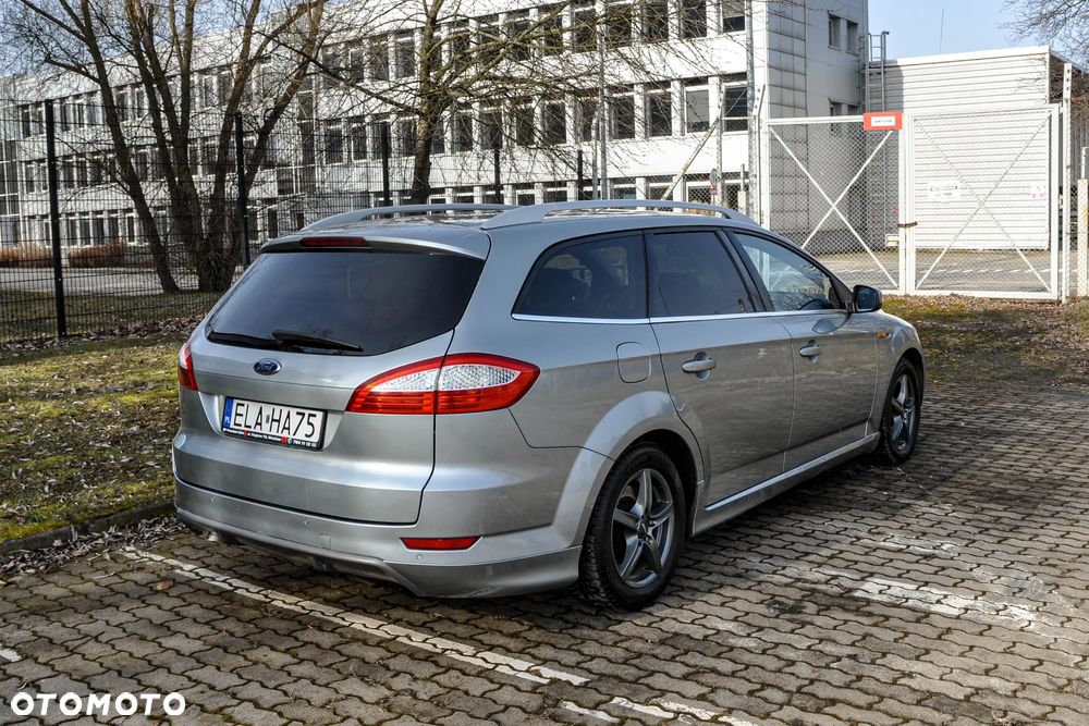 Ford Mondeo - 4