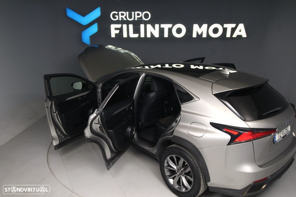 Lexus NX 300h F Sport+ 4WD - 11