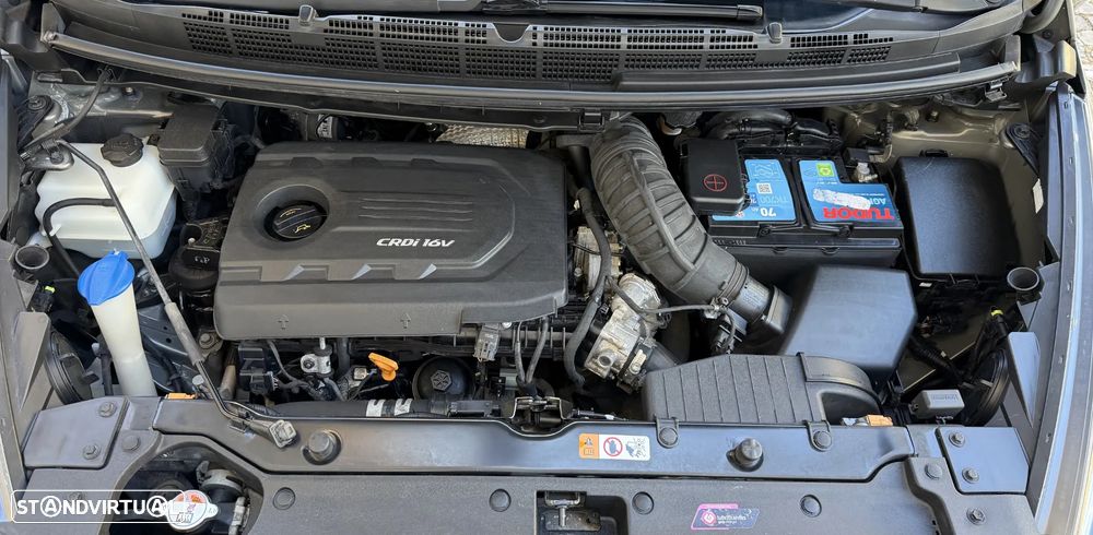 Kia Carens 1.7 CRDi ISG TX - 13
