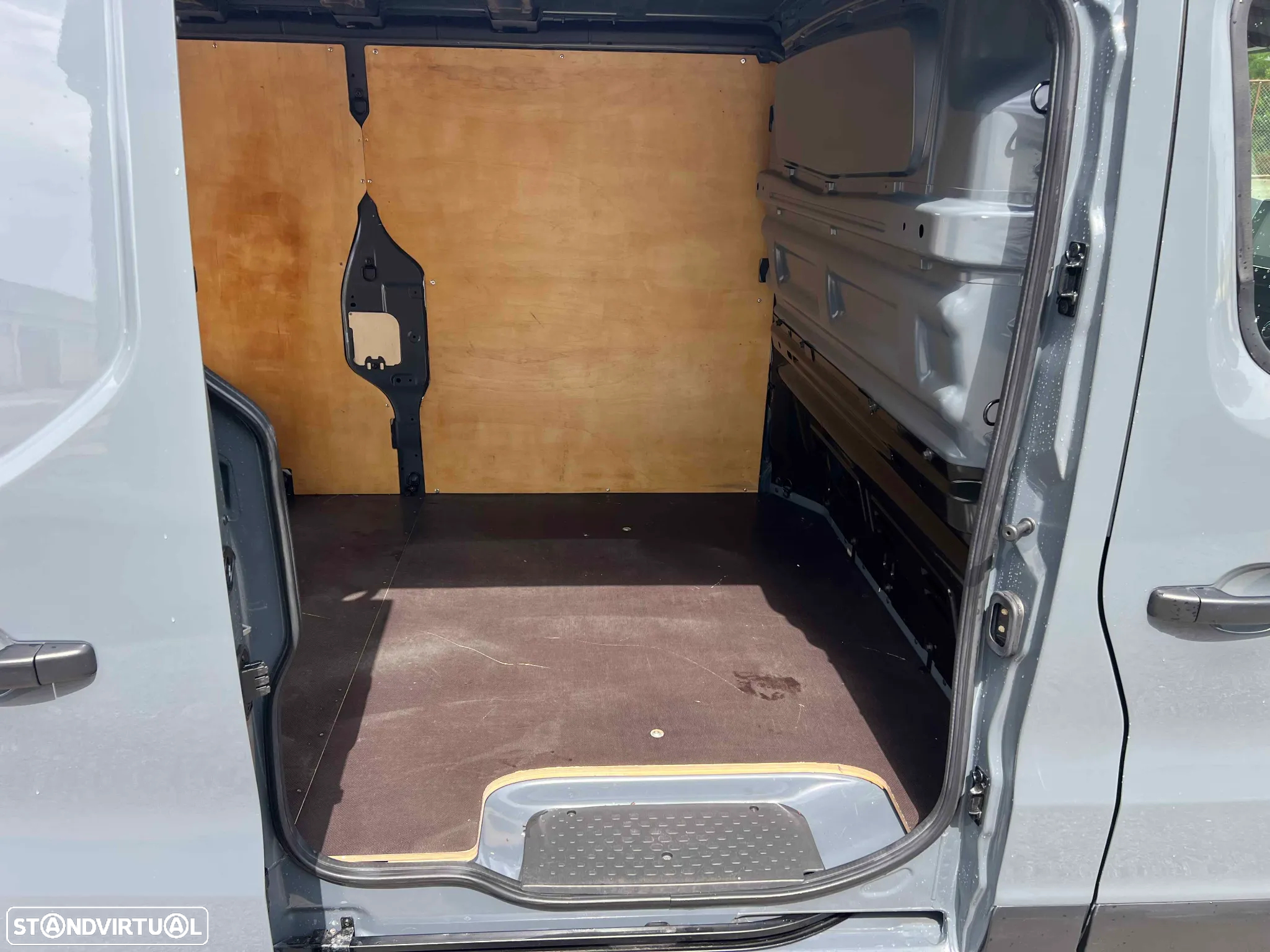 Renault Trafic AUT.2.0Dci Longa L2H1 150cv GranConfort GPS - 13