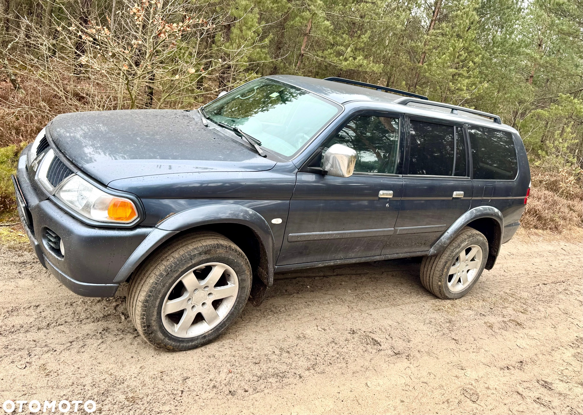 Mitsubishi Pajero Sport - 3