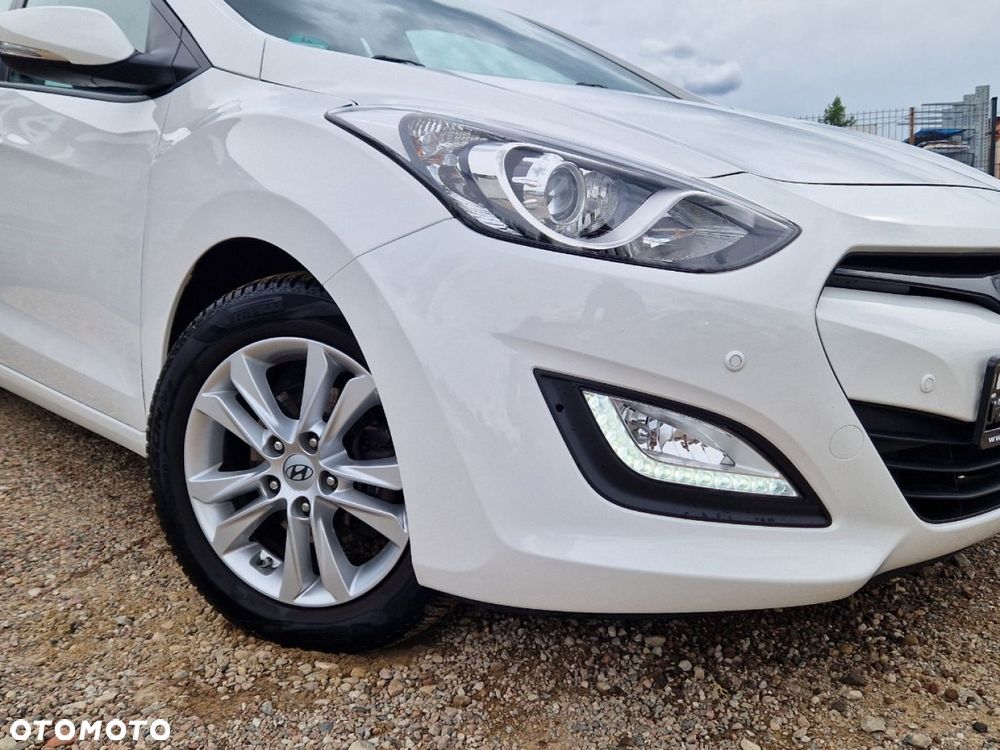Hyundai i30 1.4 Premium - 27