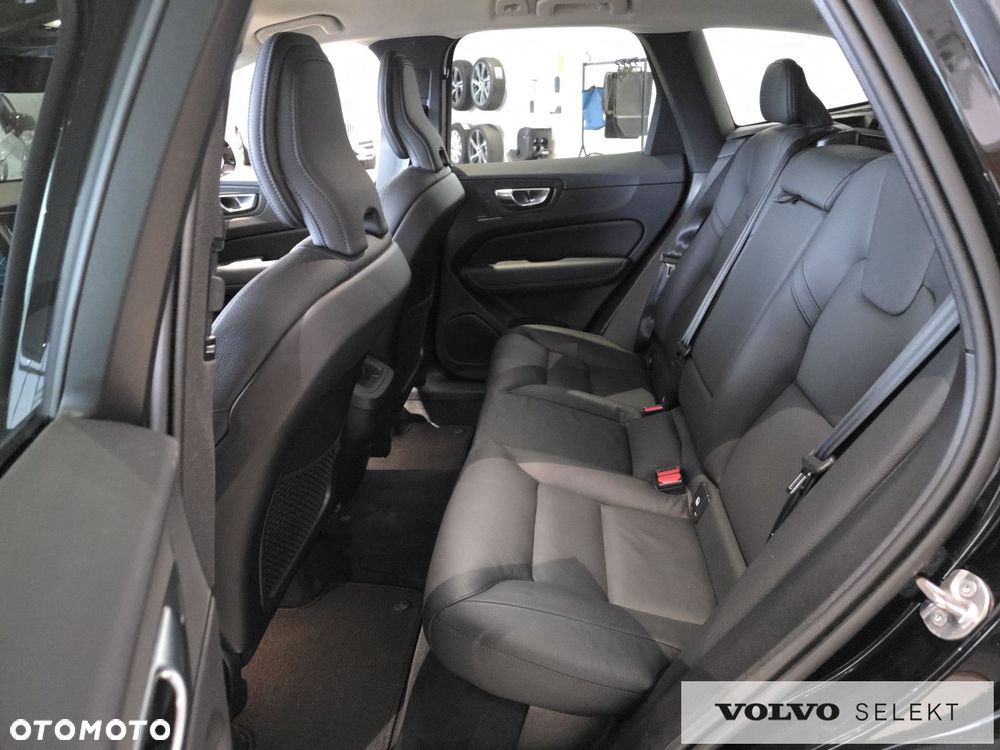 Volvo XC 60 - 22
