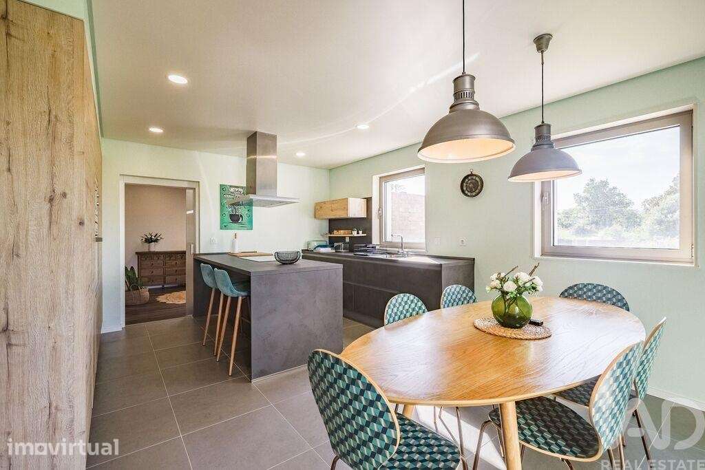 Casa / Villa T4 em Reboreda e Nogueira de 256,00 m2 - Grande imagem: 5/23