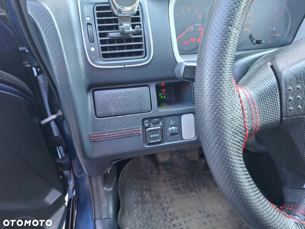 Honda Stream 1.7i LS - 8