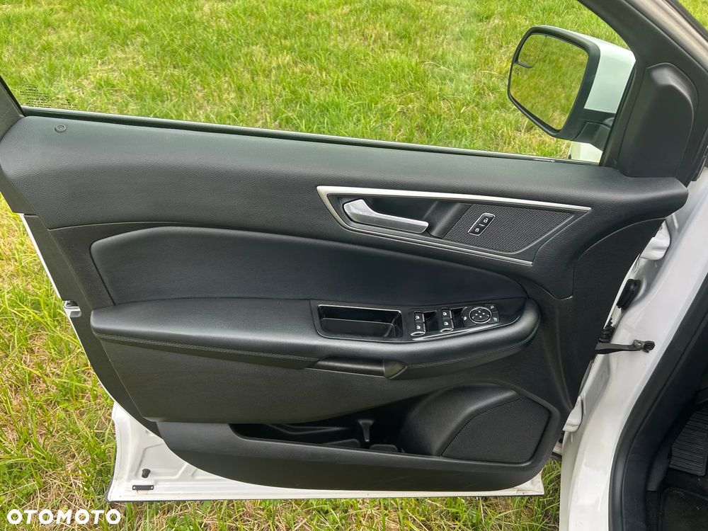 Ford Edge - 33