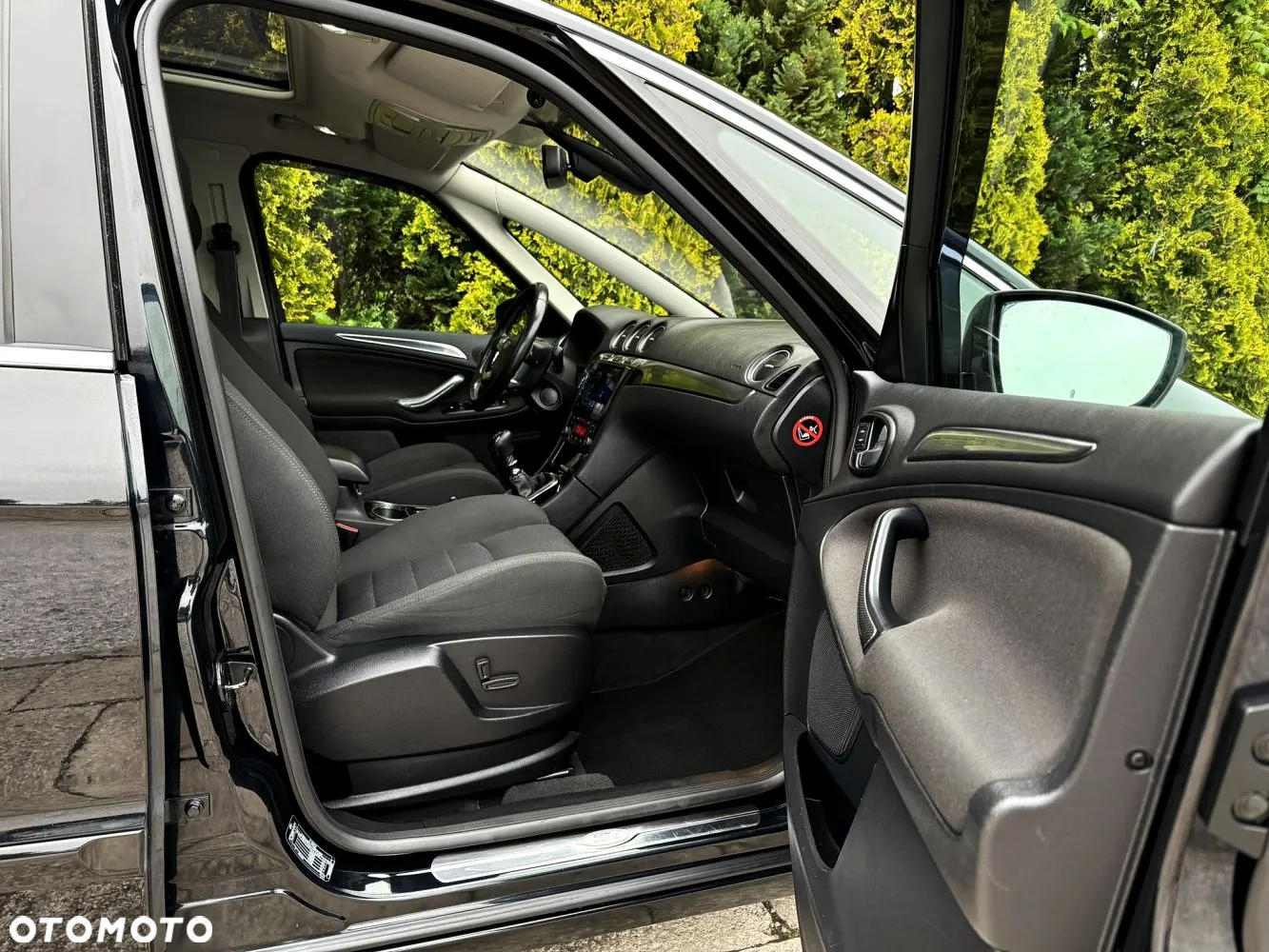 Ford S-Max - 34