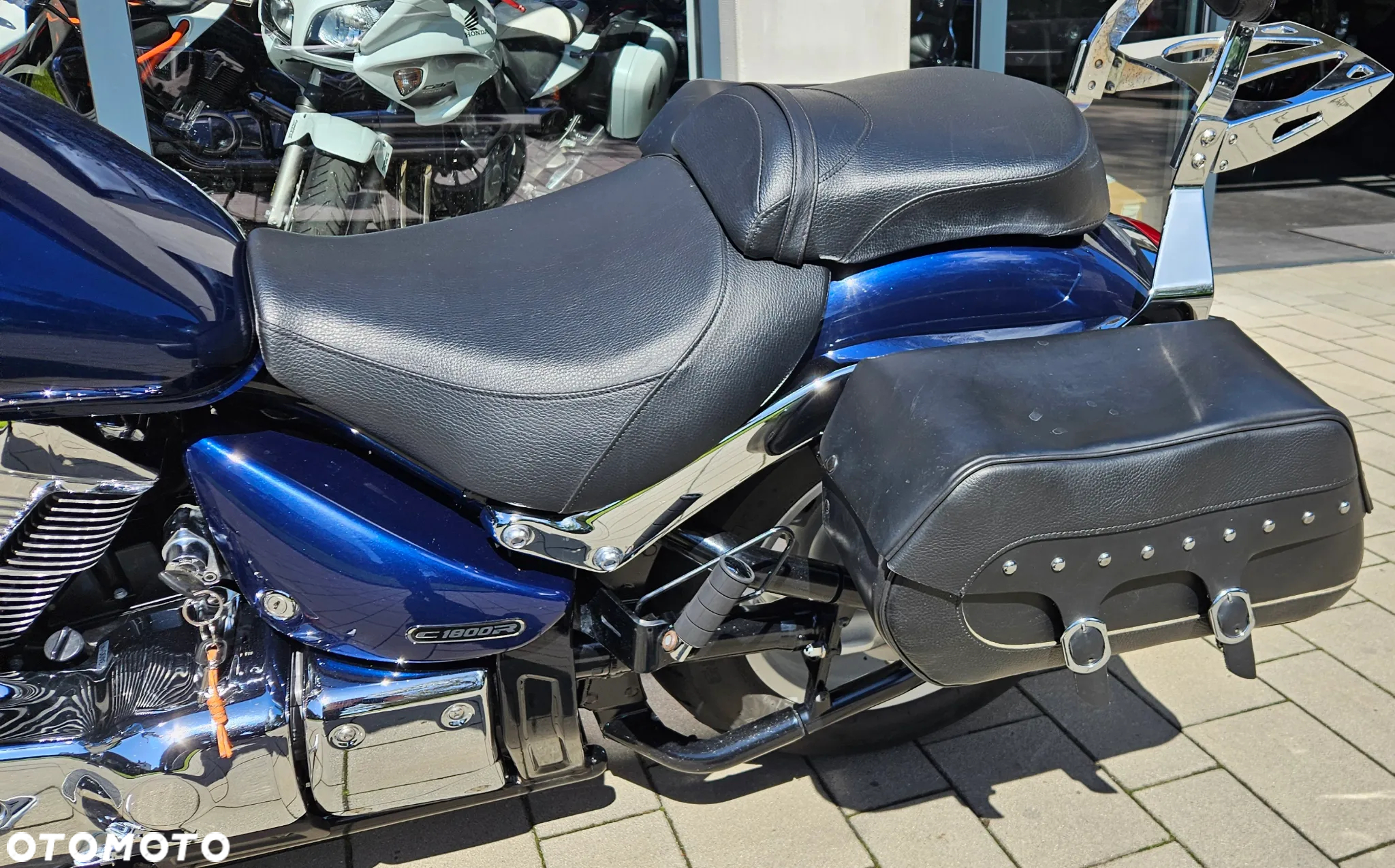 Suzuki Inny - 3