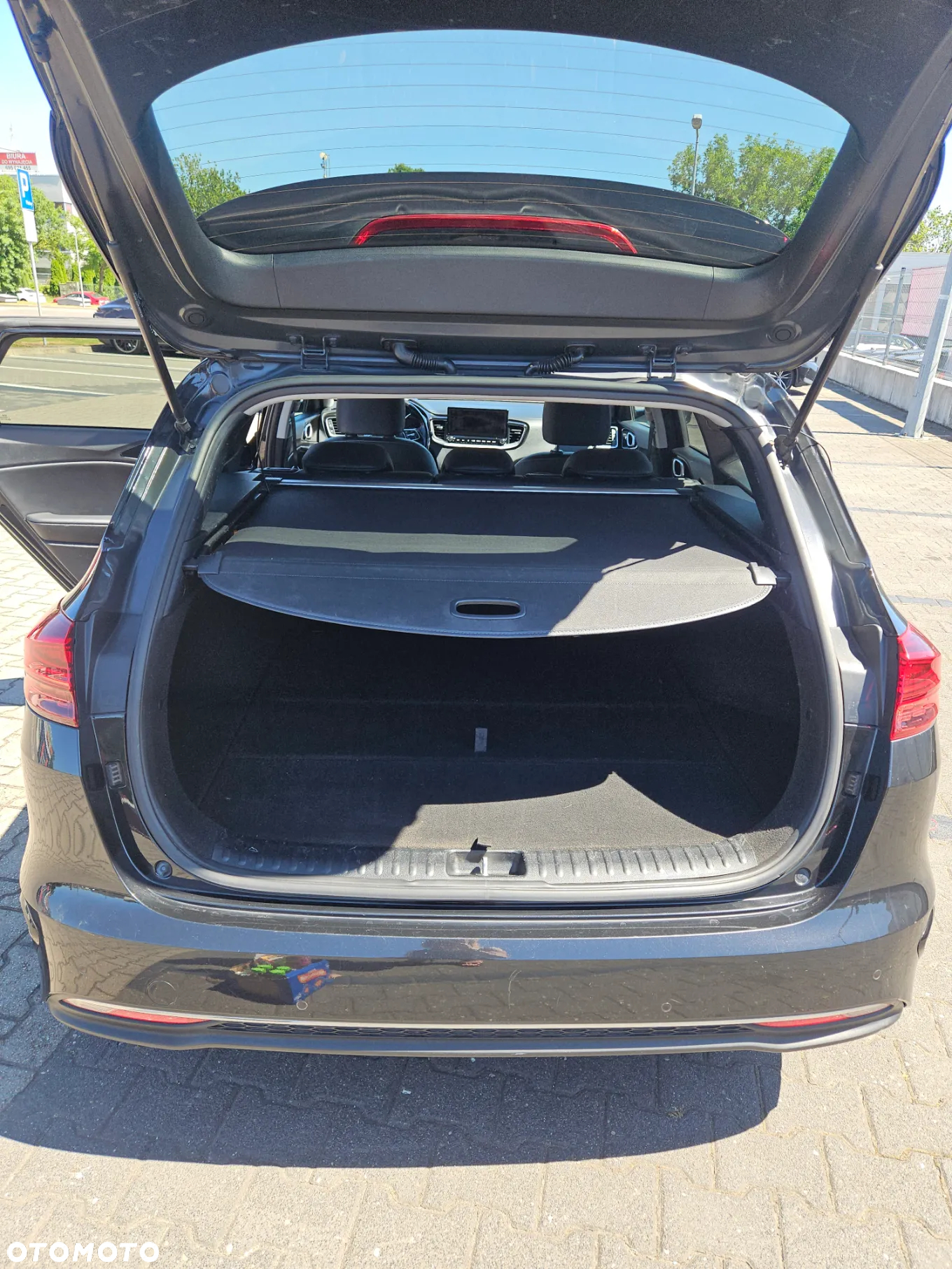 Kia Ceed - 12