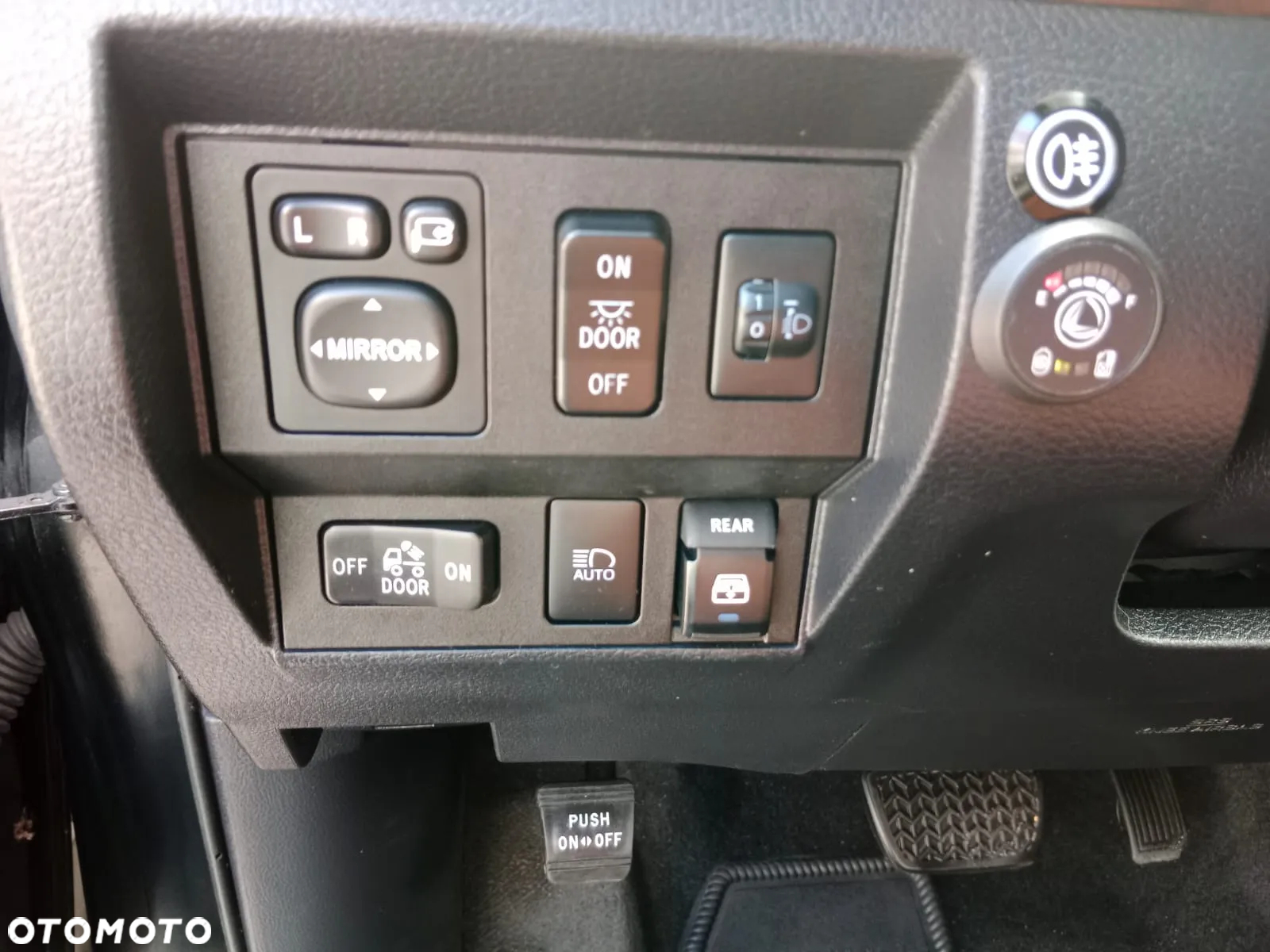Toyota Tundra - 21