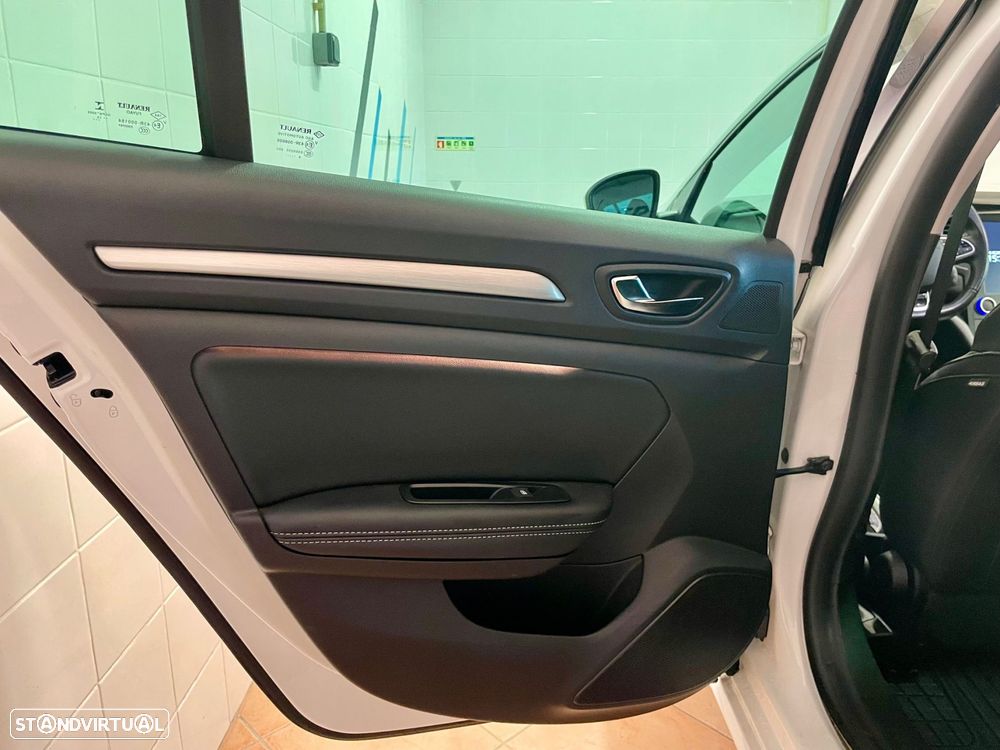 Renault Mégane ENERGY TCe 130 INTENS - 27
