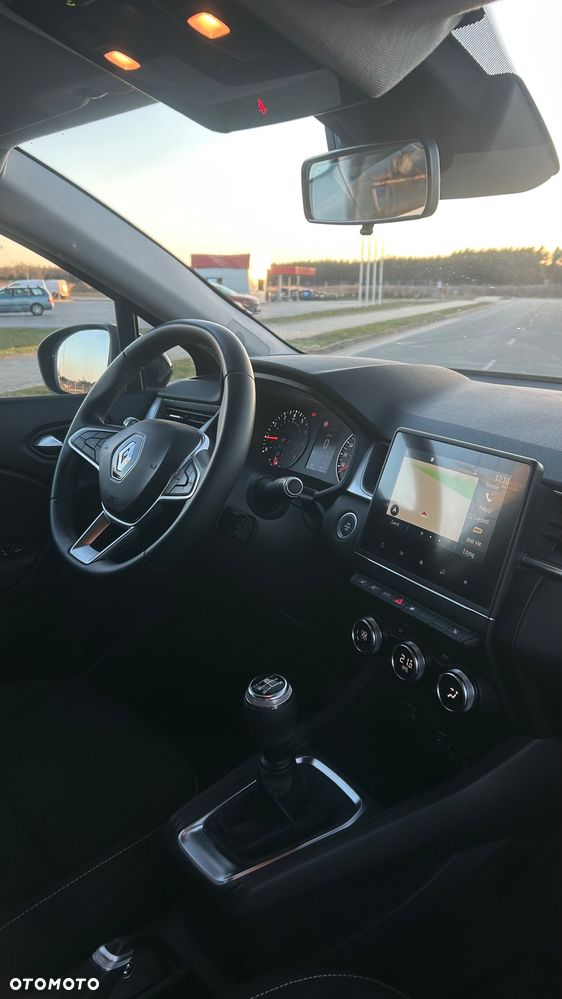 Renault Captur TCe 100 INTENS - 16