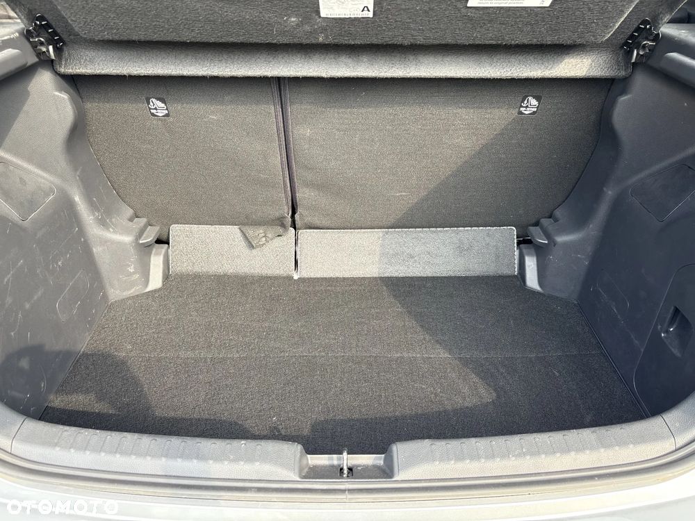 Toyota Yaris Hybrid 1.5 Comfort - 19