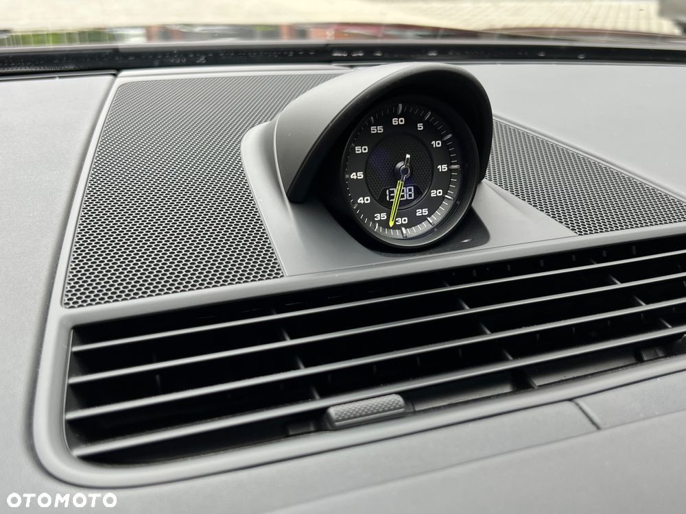 Porsche Panamera Turbo S - 32