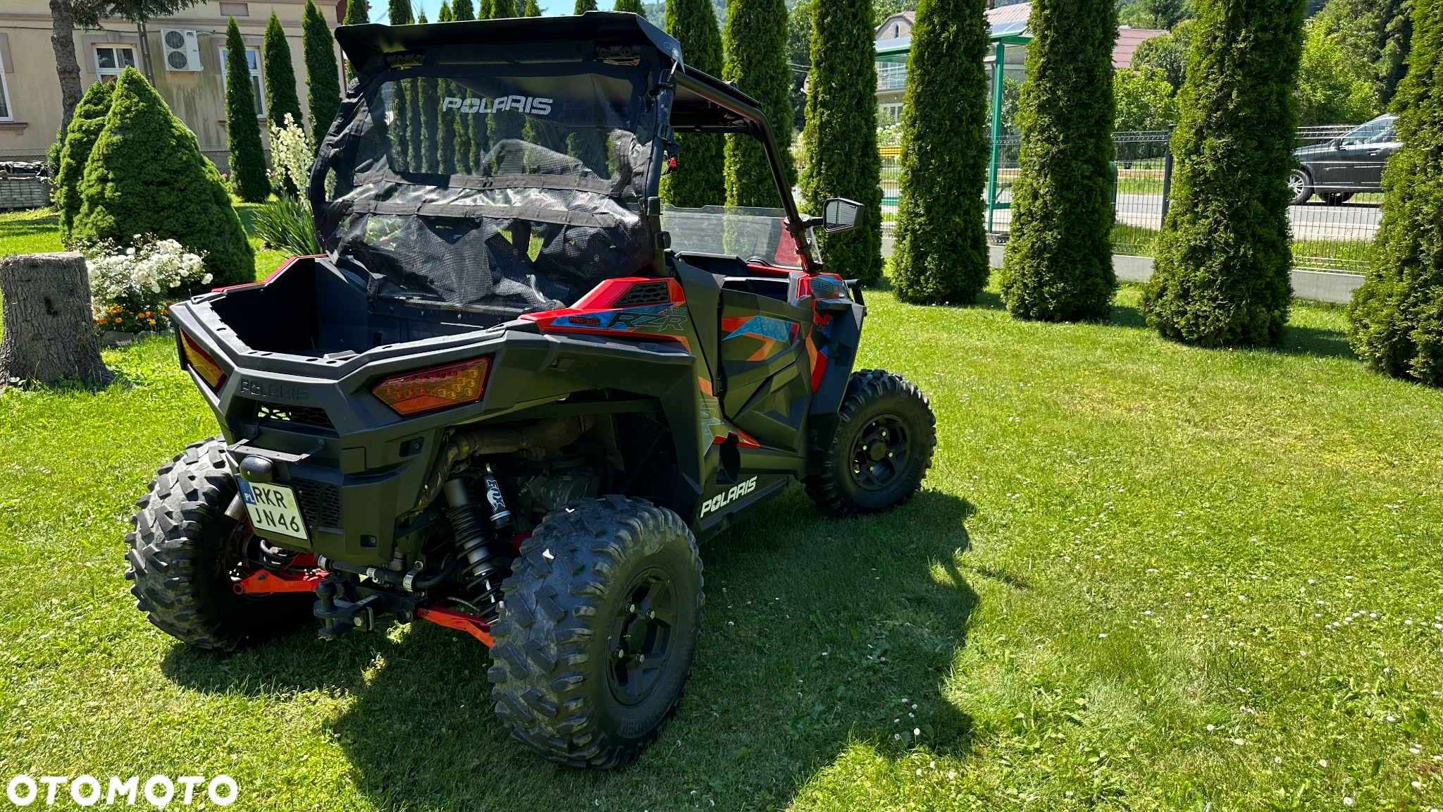 Polaris RZR - 13