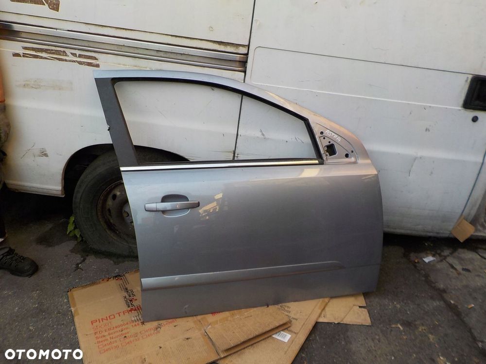drzwi prawy przód opel astra H 5D 2006r - 1