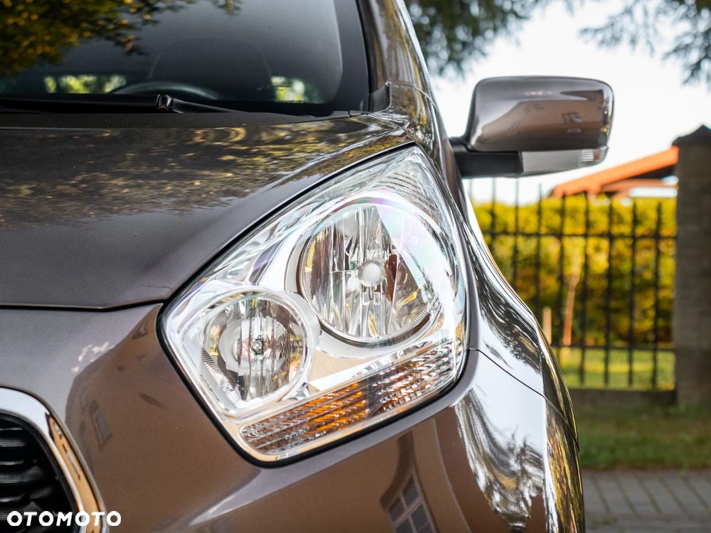 Kia Venga 1.6 CVVT Black Collection - 34
