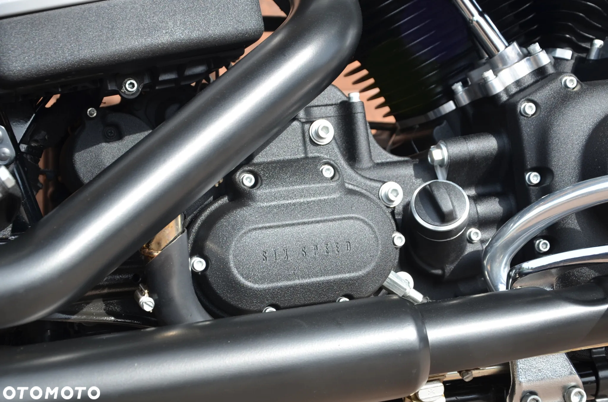 Harley-Davidson Dyna Street Bob - 16