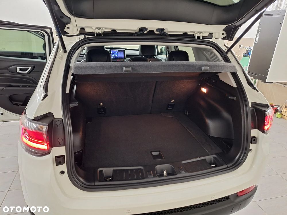 Jeep Compass 1.3 T4 PHEV 4xe Longitude S&S - 26