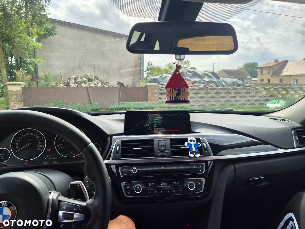 BMW Seria 3 320d Luxury Line - 11