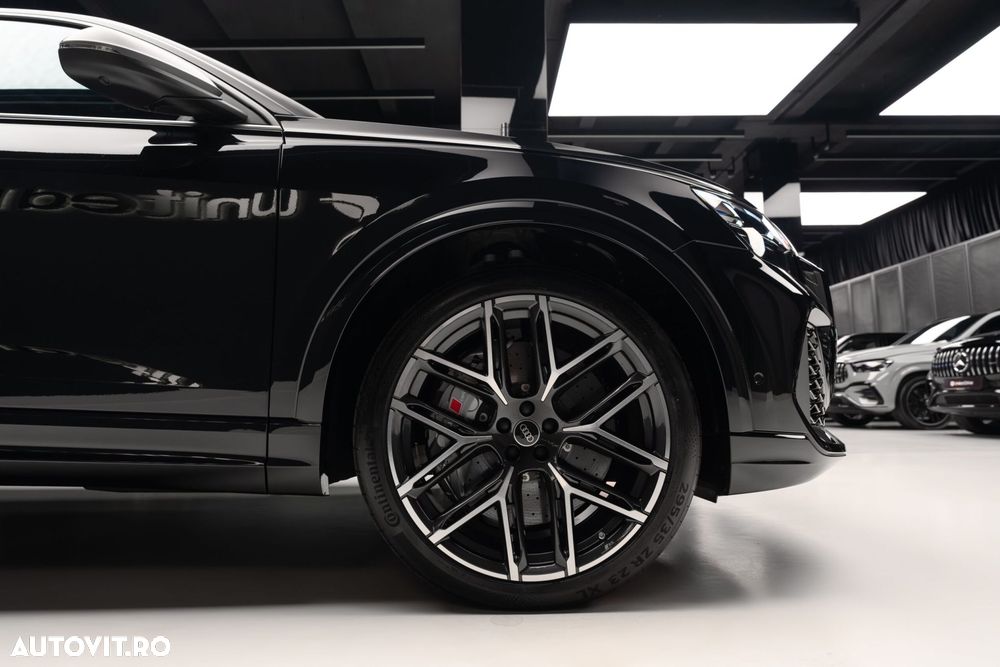 Audi RS Q8 - 5