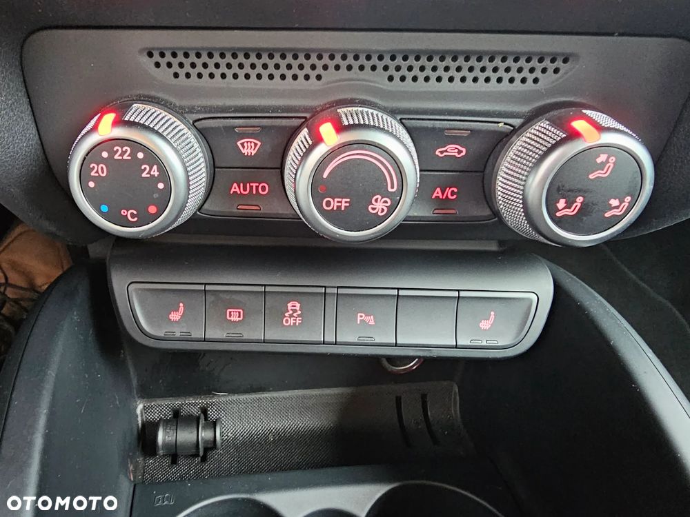 Audi A1 3-drzwiowe 1.0 TFSI ultra sport - 26