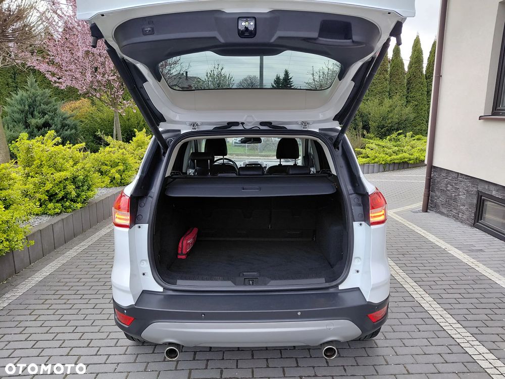 Ford Kuga 2.0 TDCi 4x4 Individual - 35