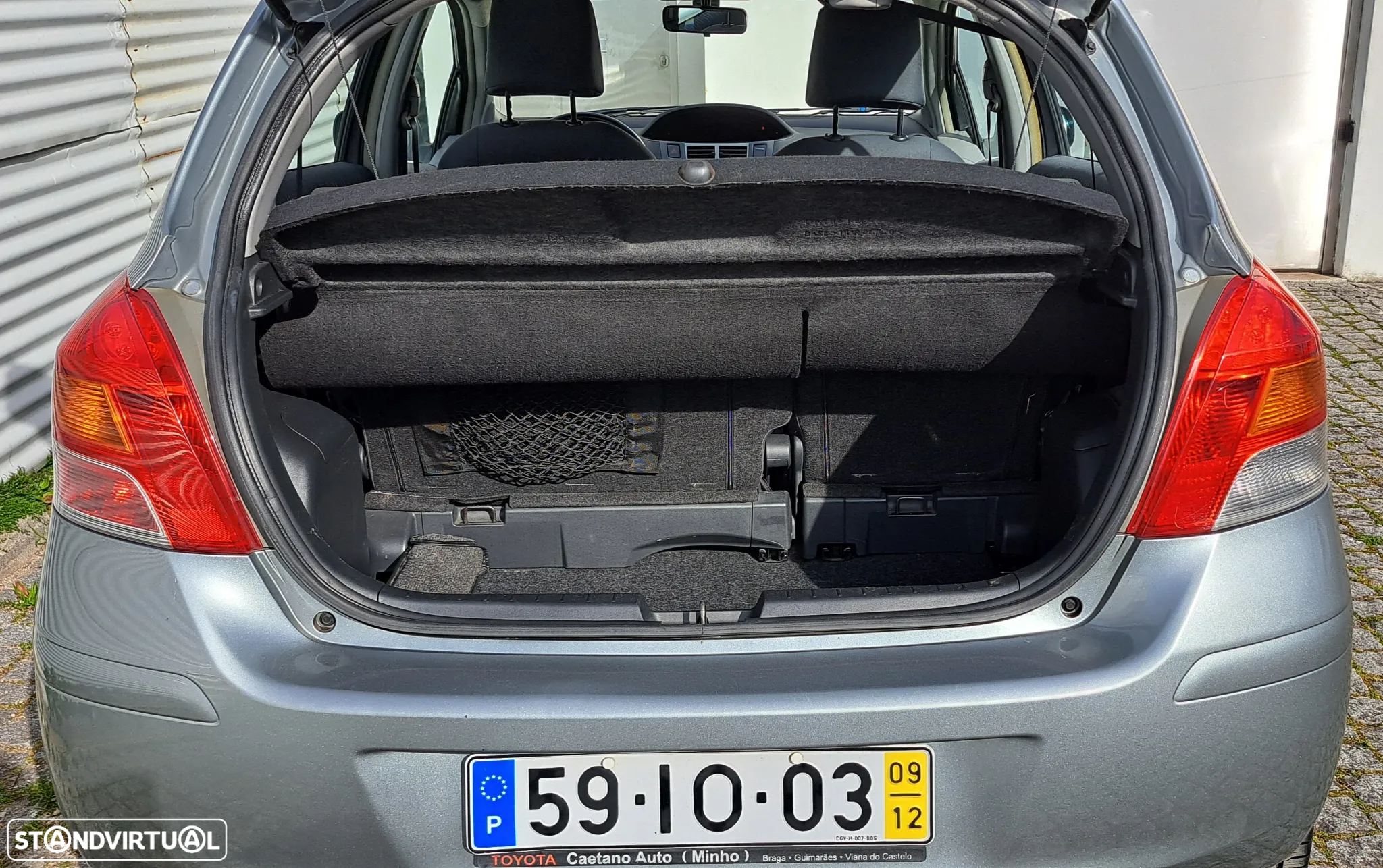 Toyota Yaris 1.4 D-4D AC Manual - 17