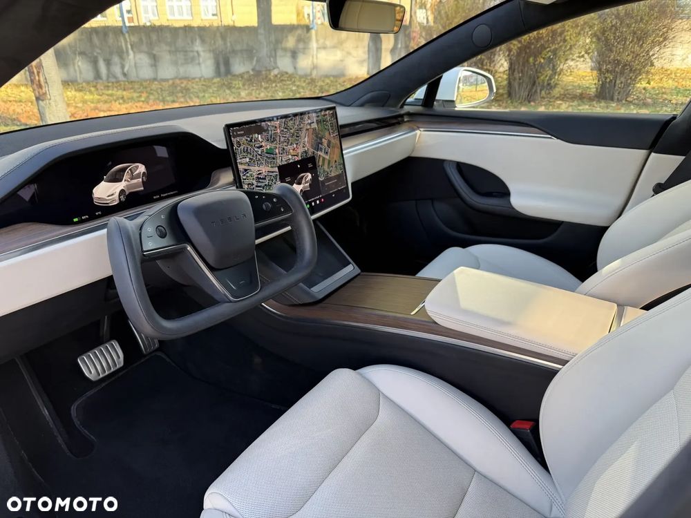 Tesla Model S Long Range - 9