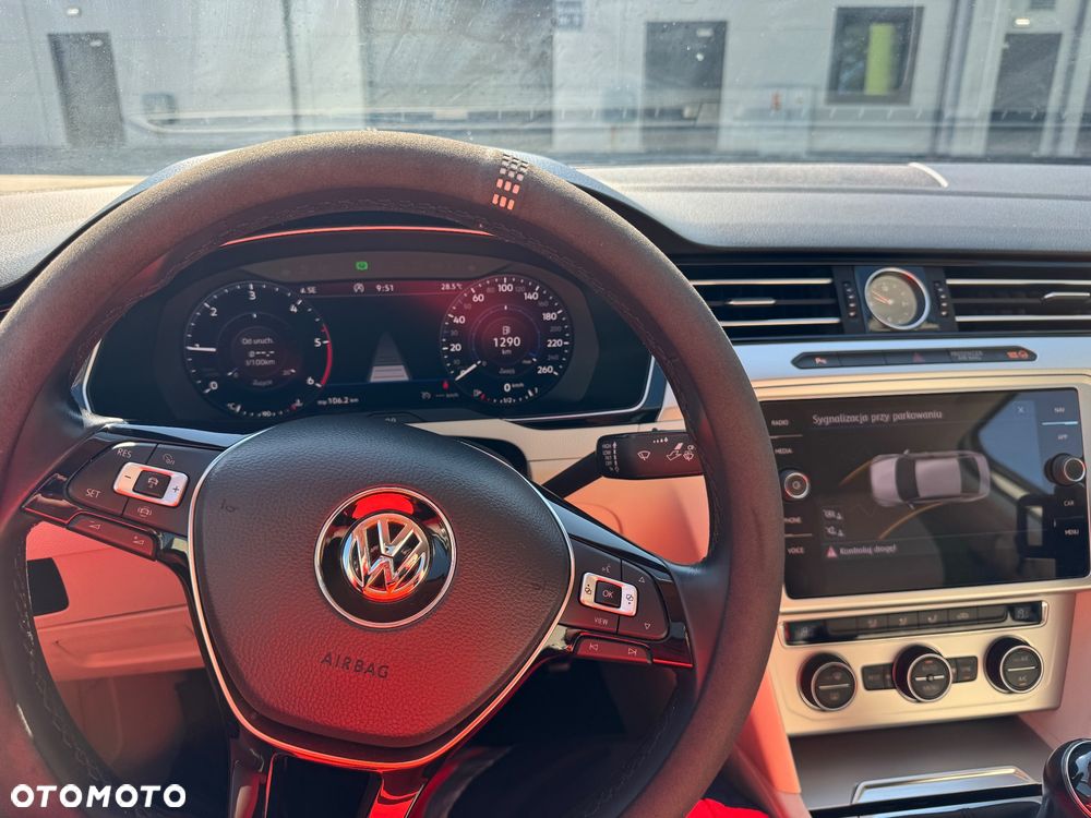 Volkswagen Passat 2.0 TDI SCR Comfortline - 5