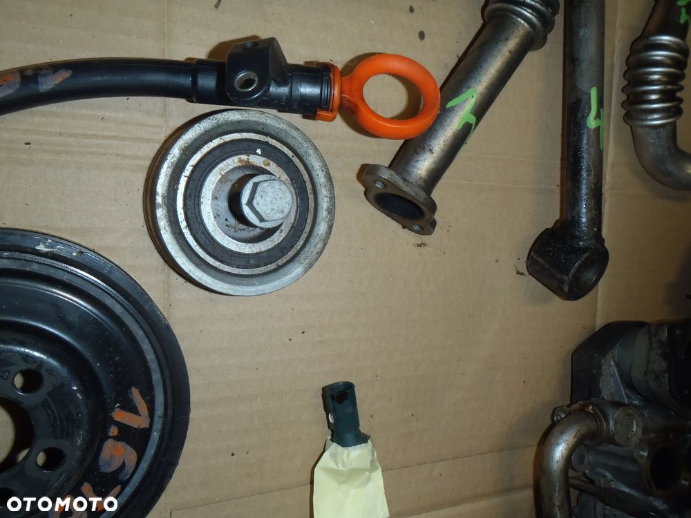 pompa vacum chłodniczka oleju wody vw audi skoda b6 b7 caddy fabia golf 1.6 2.0 tdi - 2