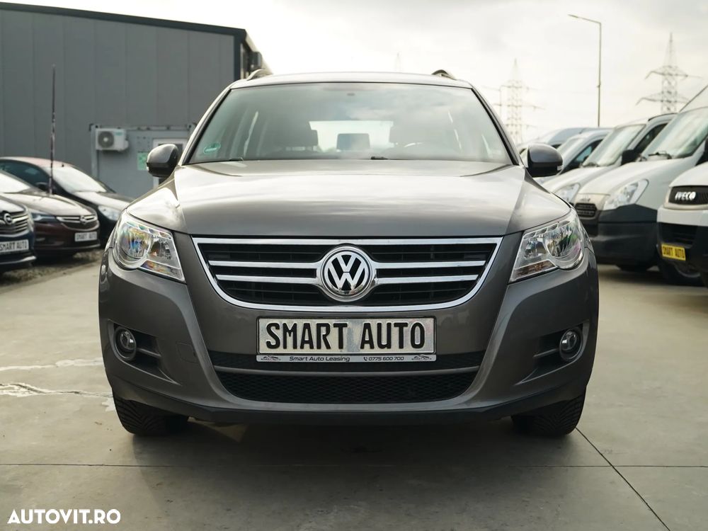 Volkswagen Tiguan - 12