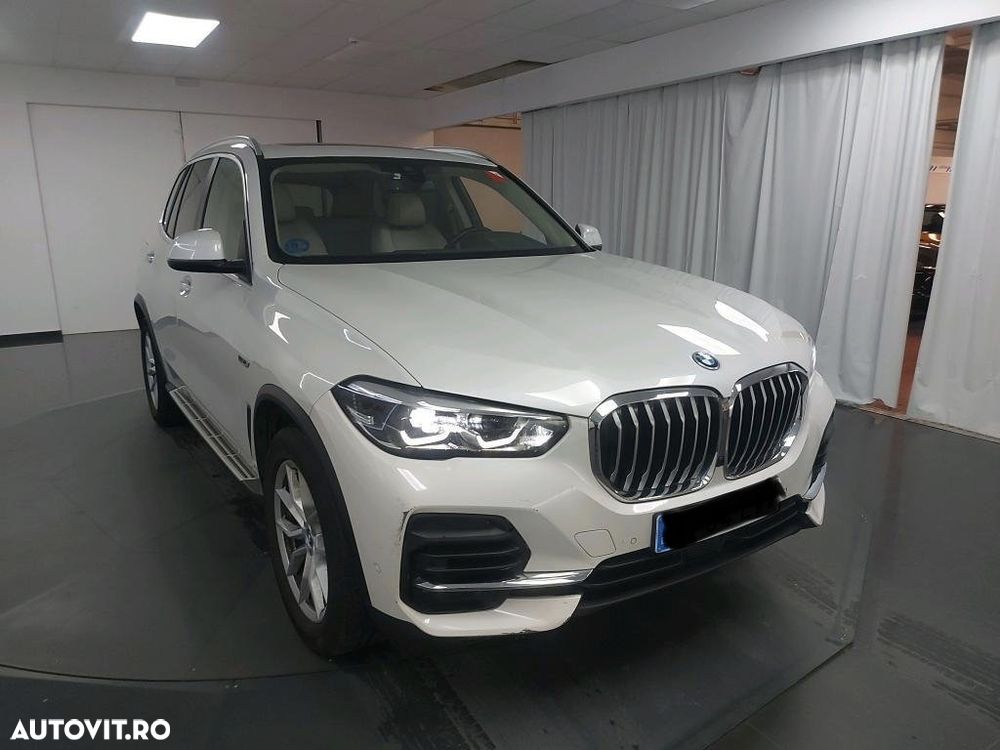 BMW X5 xDrive45e - 1