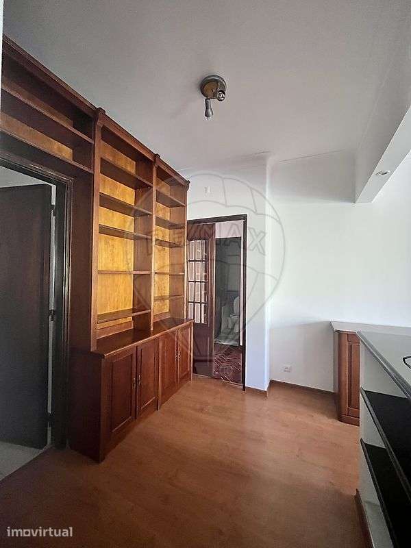 Apartamento T3 para arrendamento - Grande imagem: 2/28