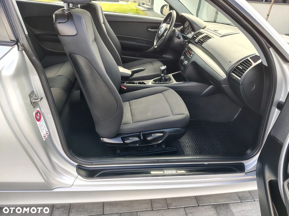 BMW Seria 1 116i Edition Sport - 13