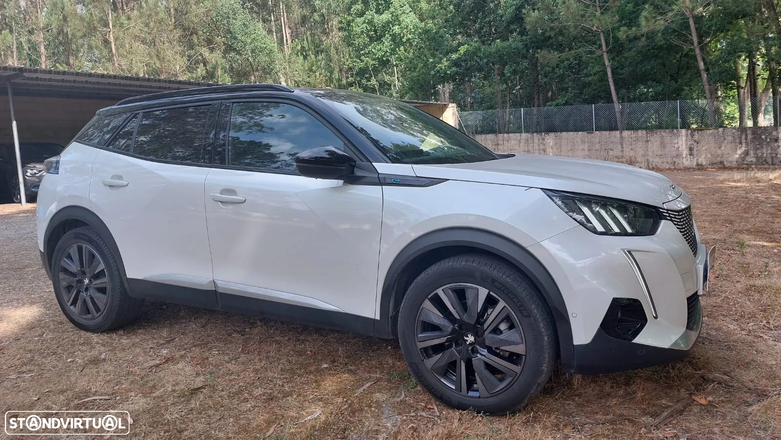 Peugeot e-2008 50 kWh GT Pack - 3