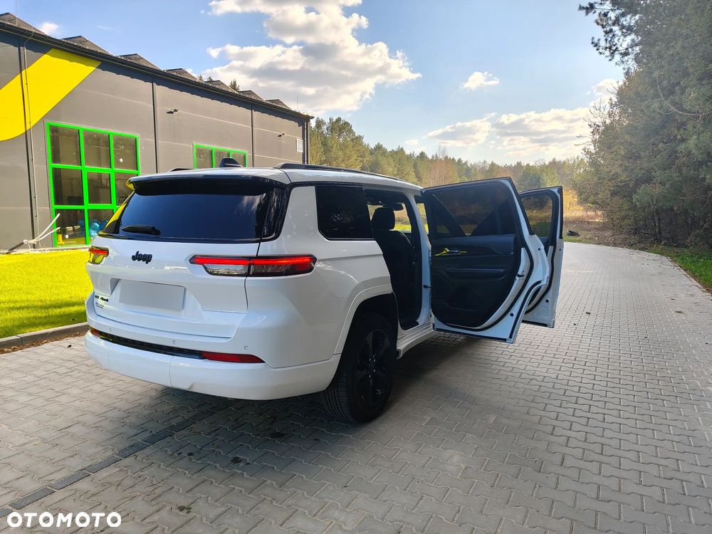 Jeep Grand Cherokee - 10