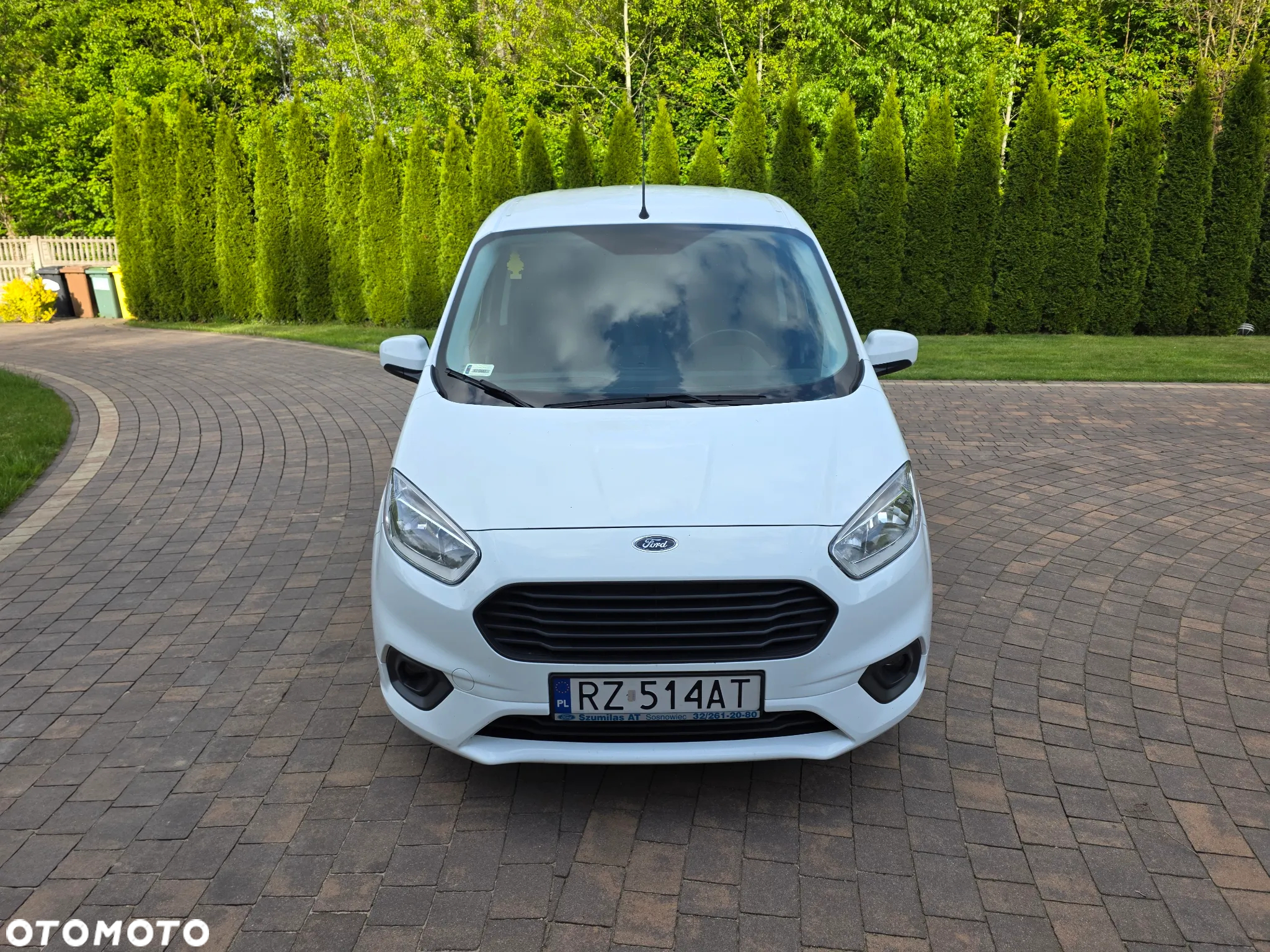 Ford Transit Courier - 2