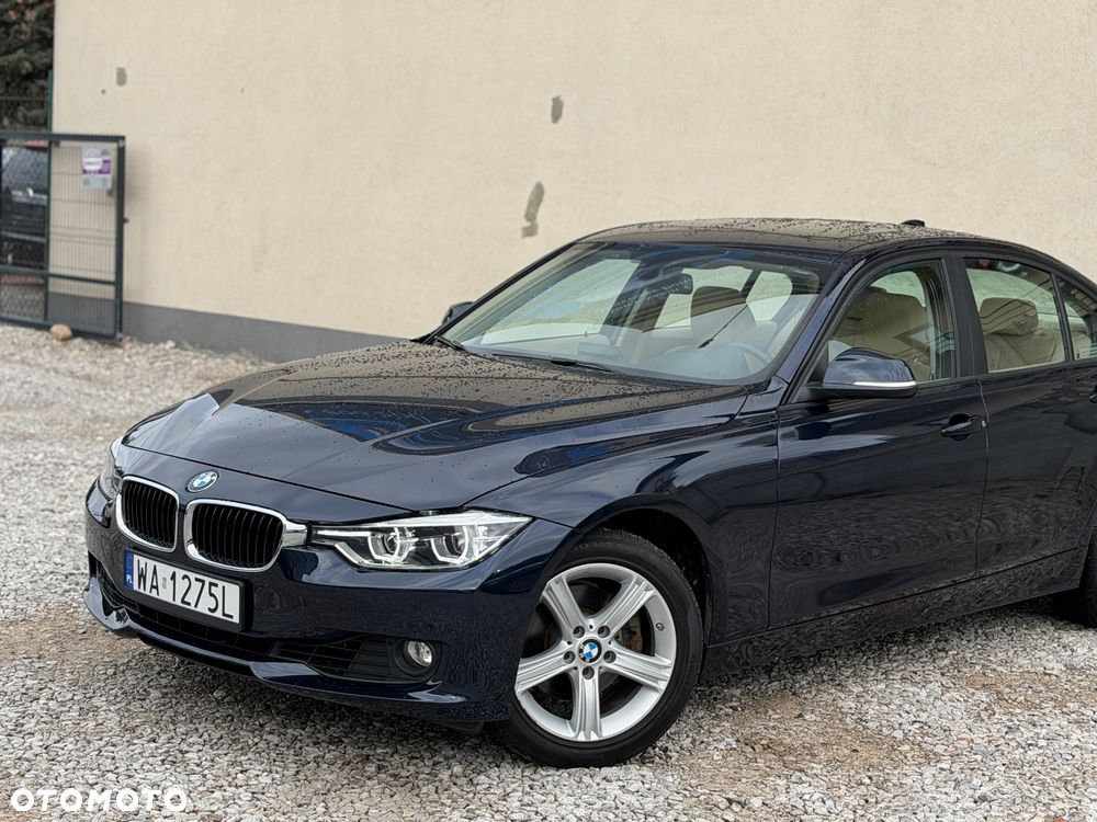 BMW Seria 3 320i - 1