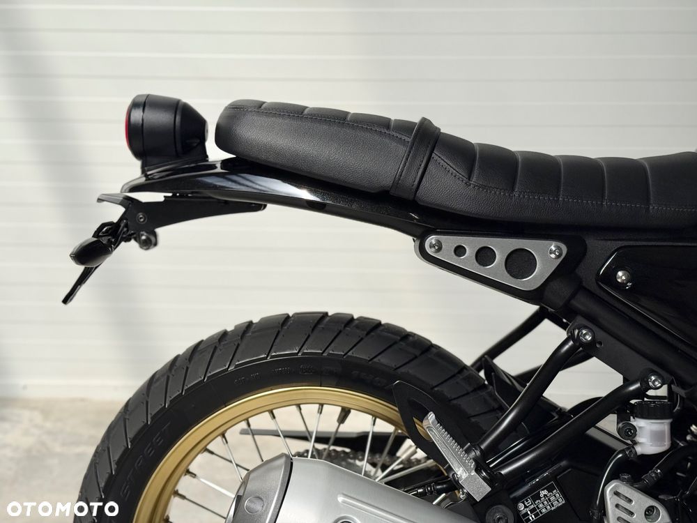 Yamaha XSR - 18
