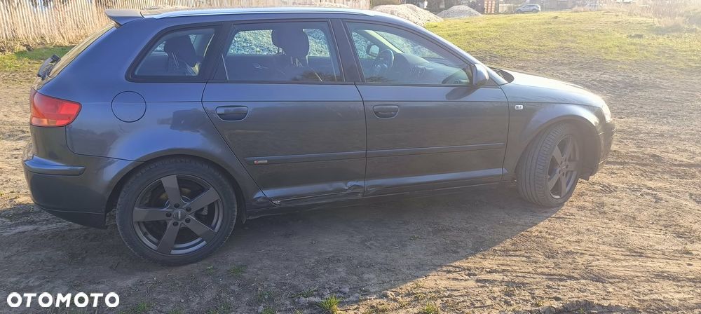 Audi A3 Sportback 2.0 TDI Ambiente - 4